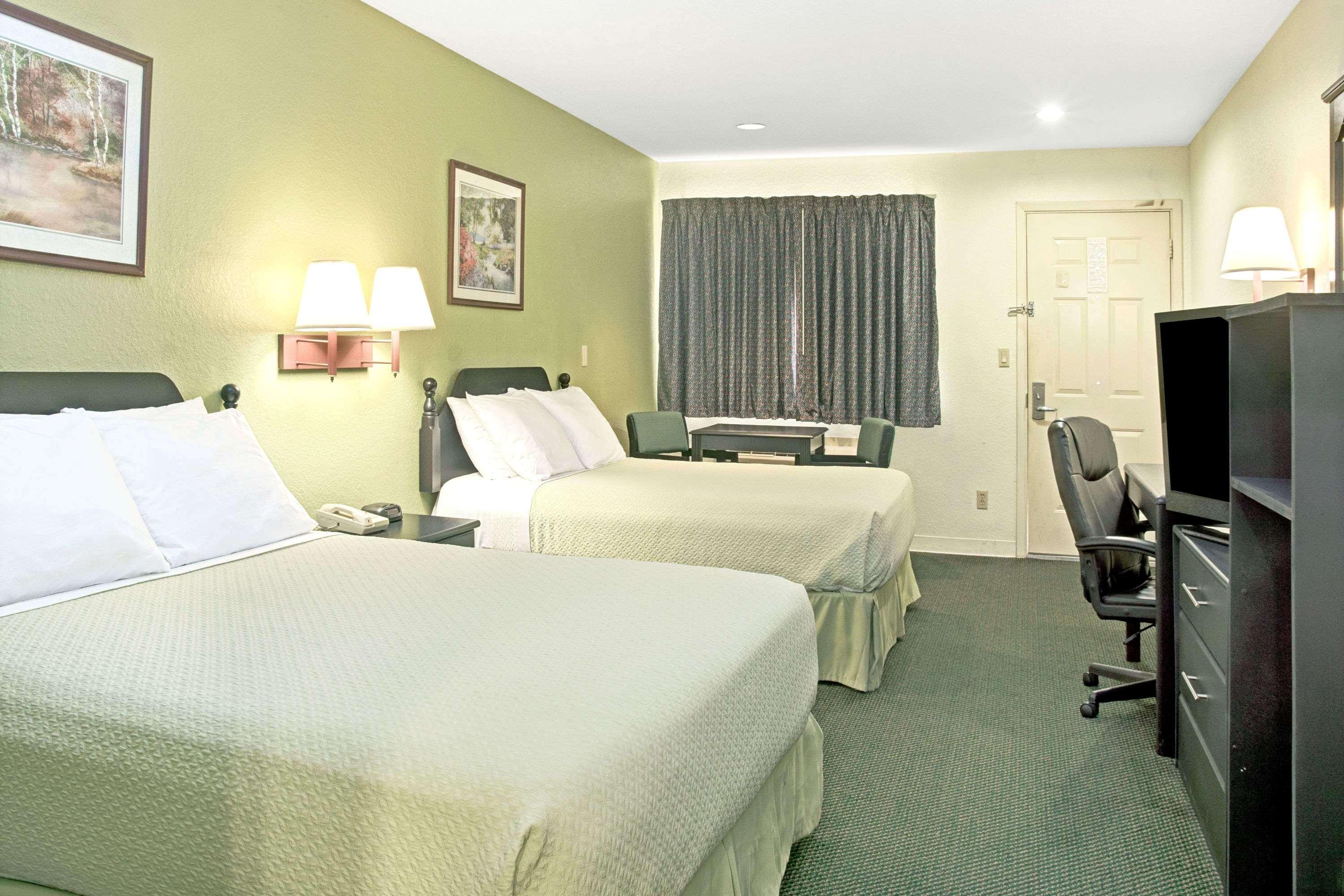 Days Inn By Wyndham El Campo Tx Buitenkant foto